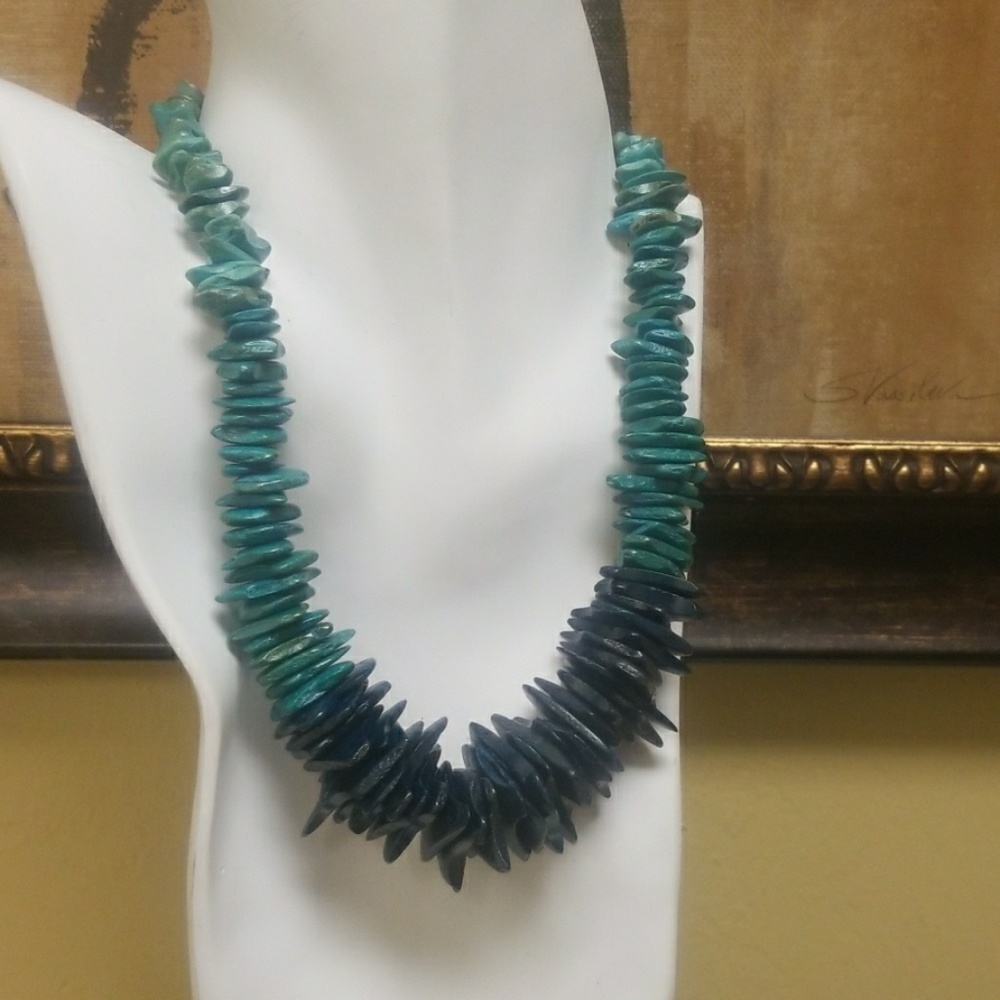 Handmade Green Dark Teal Turquoise Wooden Jag Chip Necklace - Picture 8 of 8